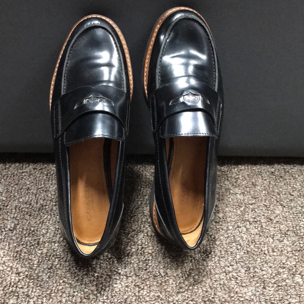 Coach black leather loafers size 7 men’s